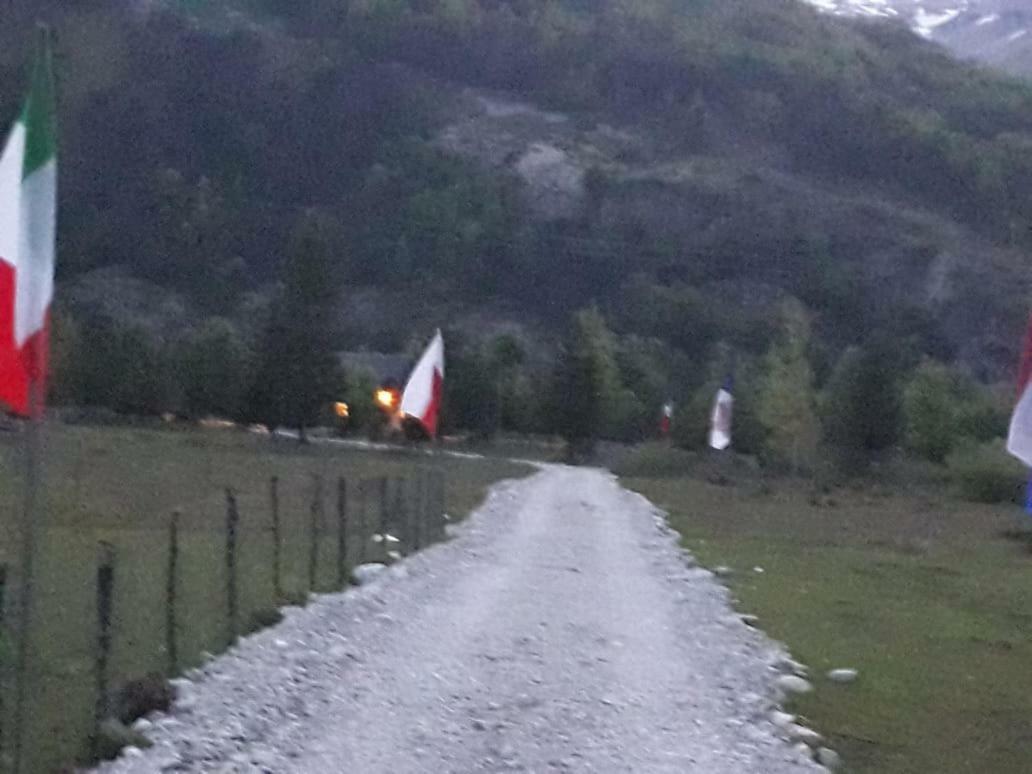Valbona Eco Camping Hotell Exteriör bild